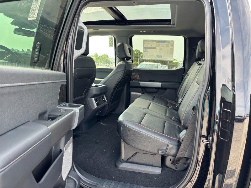 New 2026 Ford F250 Lariat w/ Lariat Ultimate Package AWD/4WD image 13