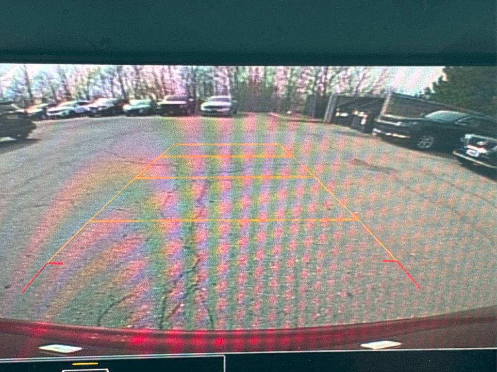 Used 2023 GMC Terrain SLE image 31