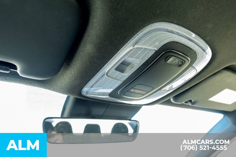 Certified 2025 Hyundai Elantra Sport image 38