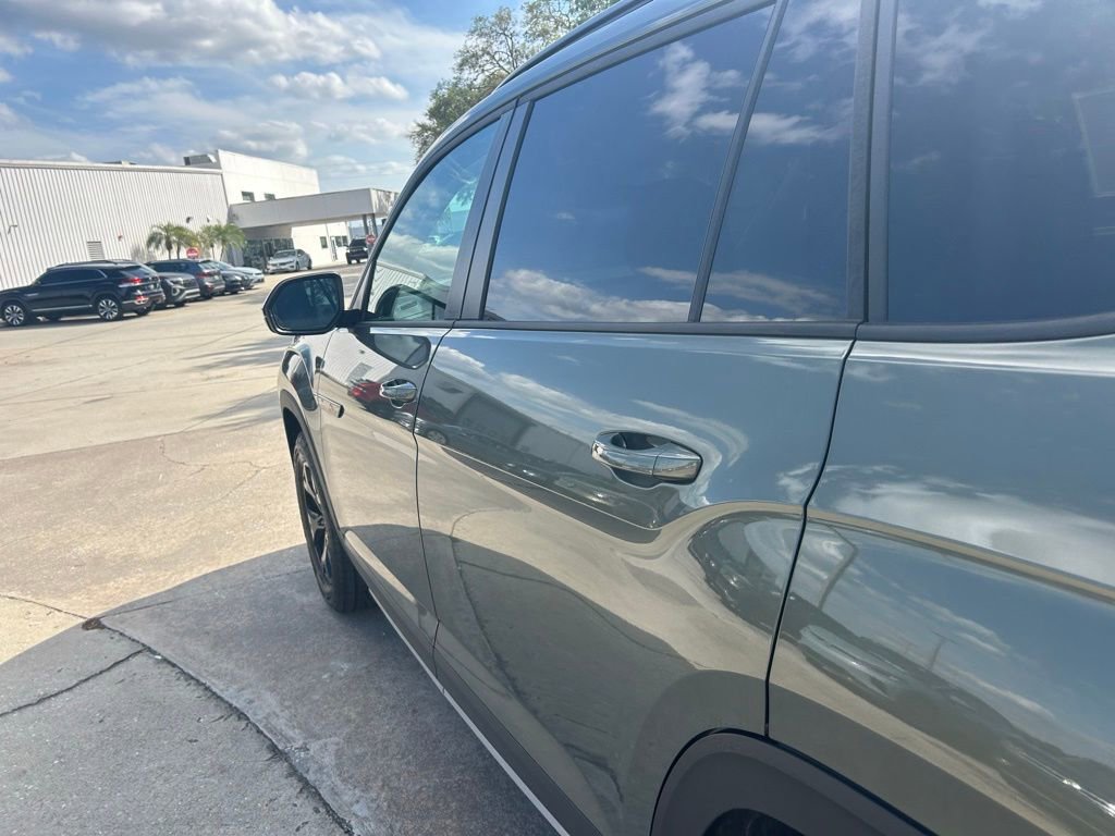 Used 2026 Volkswagen Atlas Peak Edition AWD/4WD image 30