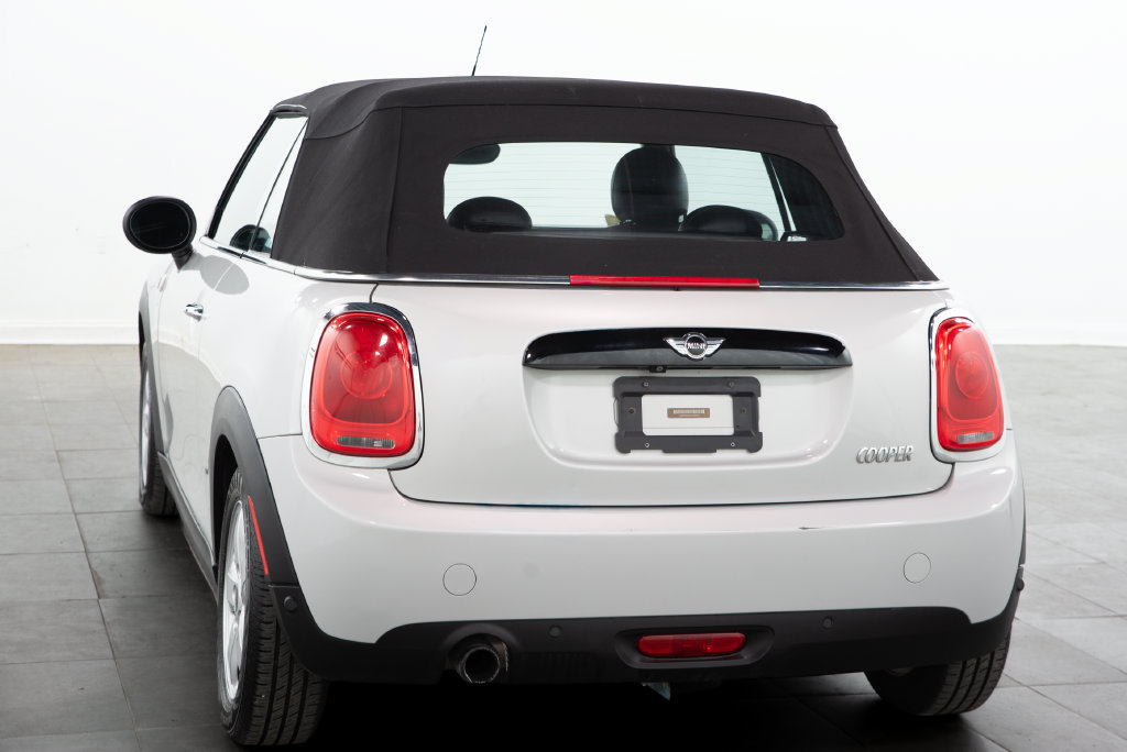Used 2017 MINI Cooper Convertible FWD image 11