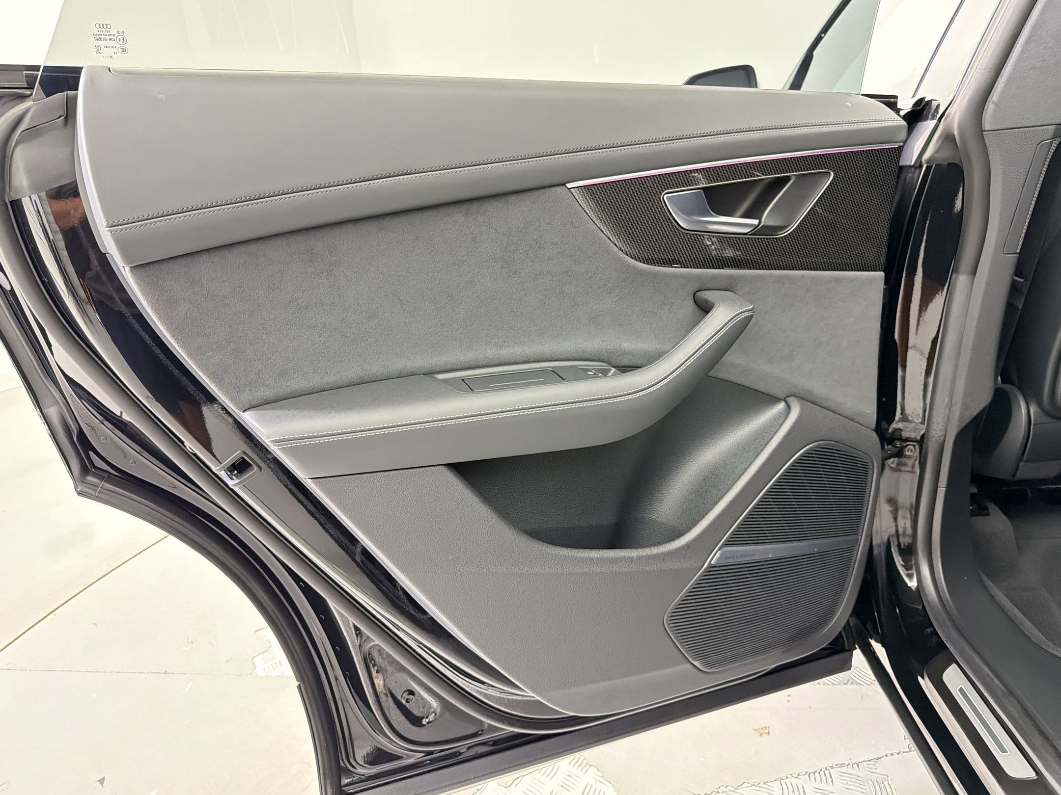 Used 2023 Audi SQ8 Prestige w/ Prestige Package AWD/4WD image 26
