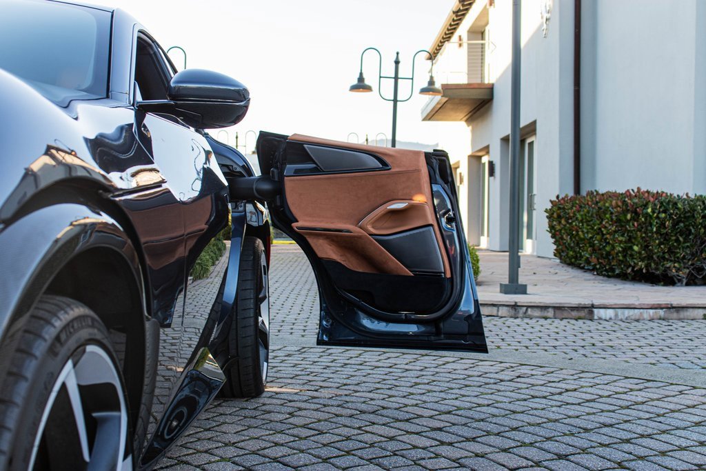 Certified 2024 Ferrari Purosangue Base image 49