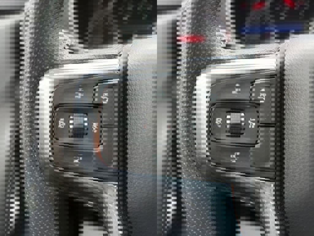 Used 2024 Chevrolet Blazer LT w/ Convenience Package image 22