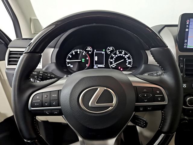 Used 2023 Lexus GX 460 Luxury w/ Sport Design Package AWD/4WD image 22