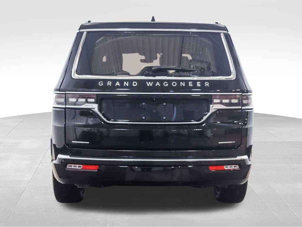 Used 2022 Jeep Grand Wagoneer Series III w/ Rear Seat Video Group 1 image 4
