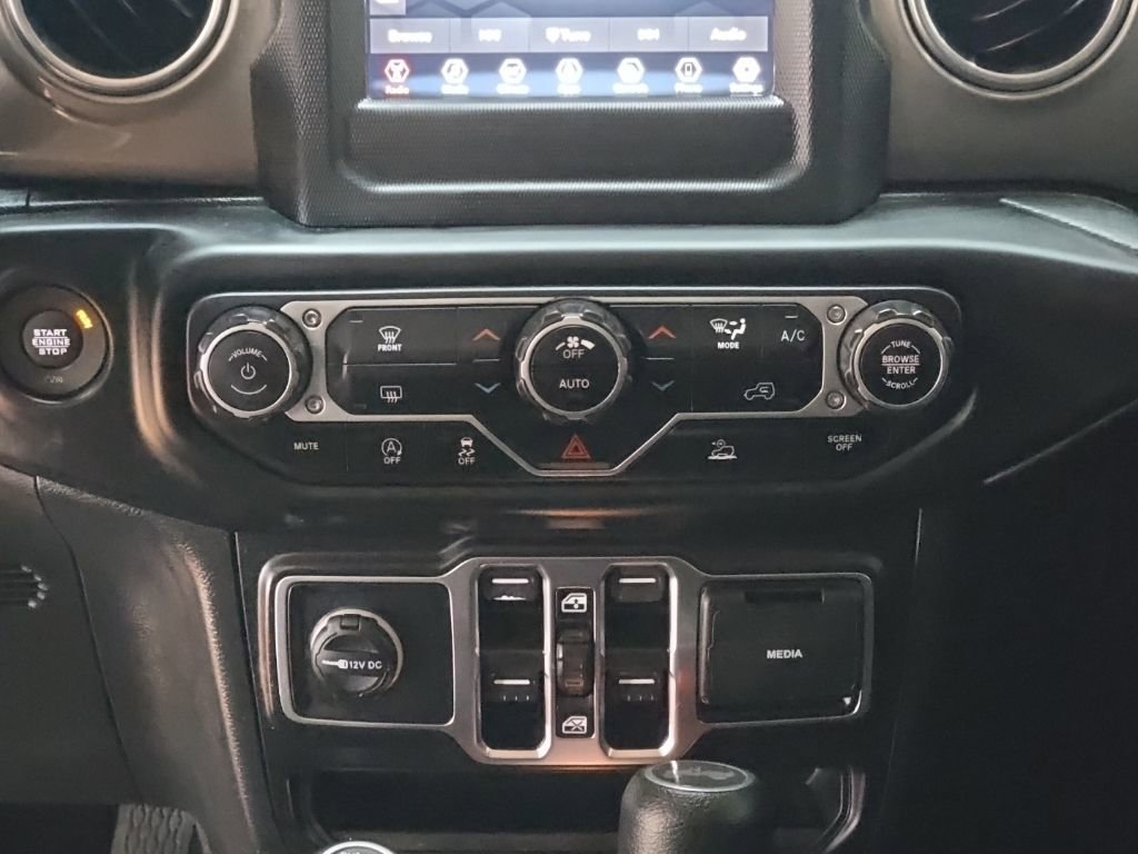 Used 2021 Jeep Wrangler Unlimited Sahara image 21