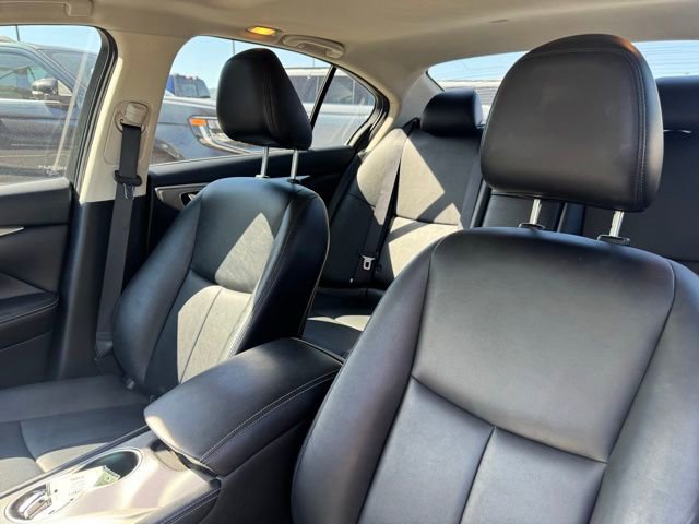 Used 2017 INFINITI Q50 3.0t Premium RWD image 25