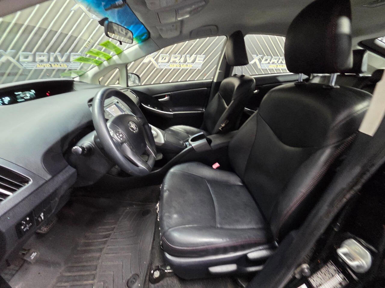 Used 2013 Toyota Prius Three image 16