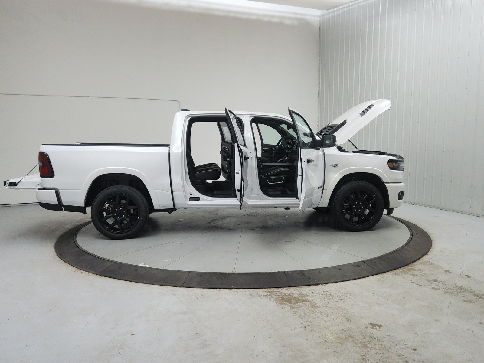 New 2026 RAM 1500 Laramie w/ Night Edition AWD/4WD image 17