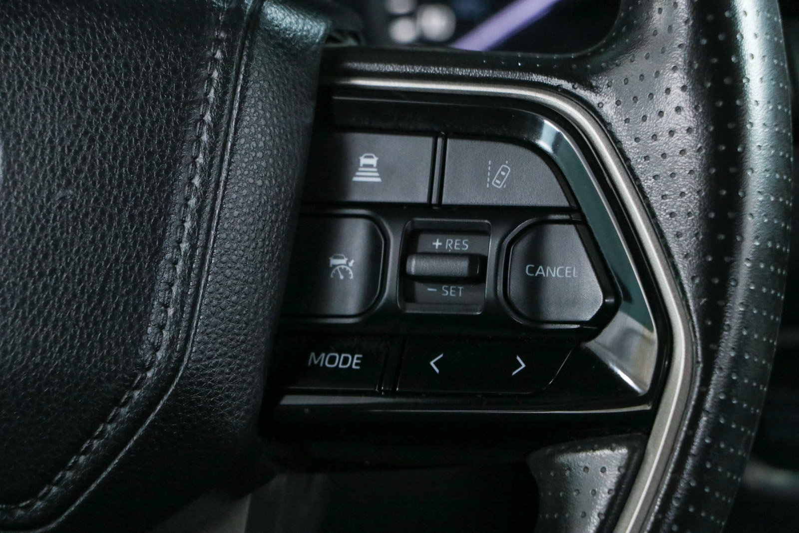 Used 2024 Toyota Tundra SR5 AWD/4WD image 15