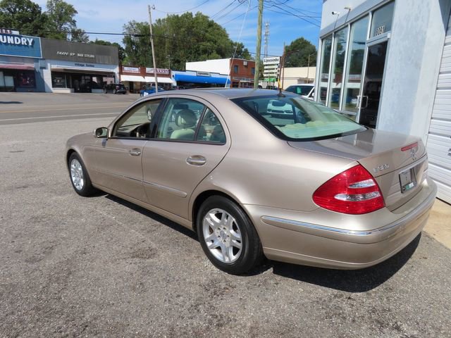Used 2005 Mercedes-Benz E 320 Sedan image 6