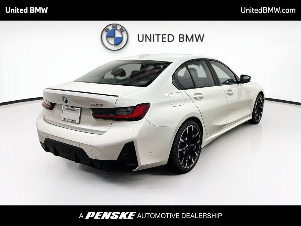 New 2026 BMW 330i Sedan w/ M Sport Package RWD image 5