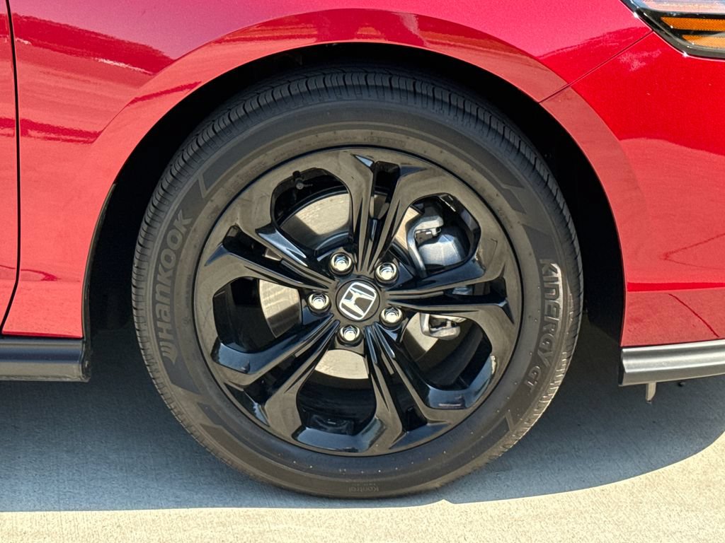 Certified 2025 Honda Accord SE image 11