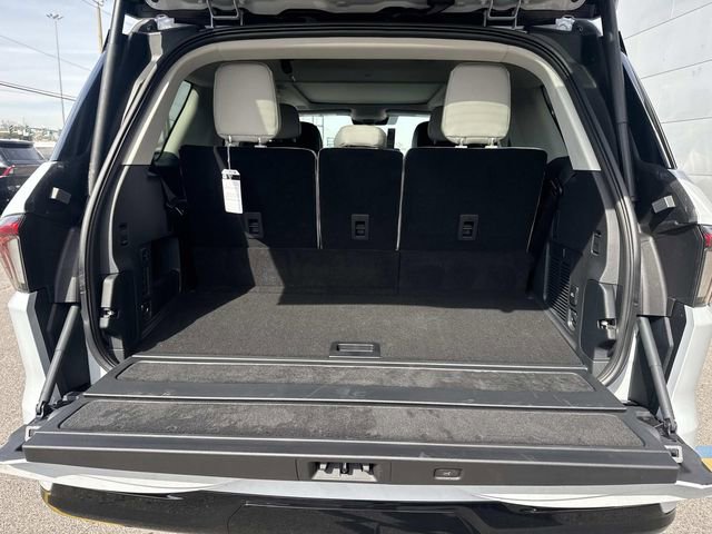 New 2026 Lincoln Navigator Reserve image 11