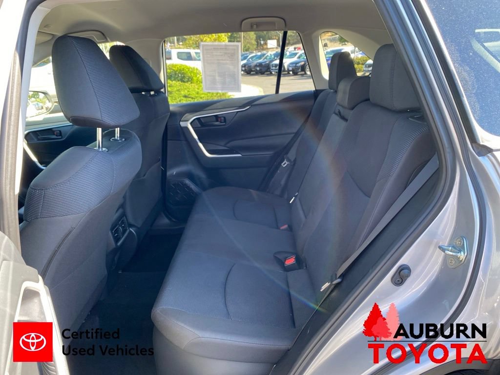 Certified 2024 Toyota RAV4 LE AWD/4WD image 23
