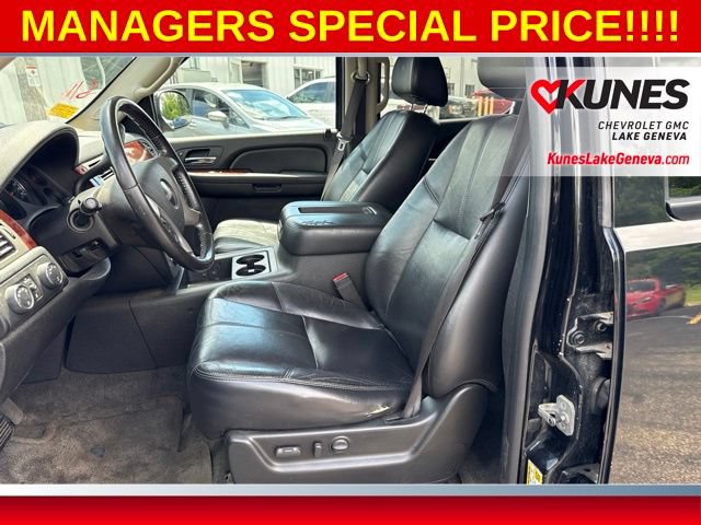 Used 2009 GMC Yukon XL SLT w/ Preferred Package AWD/4WD image 12