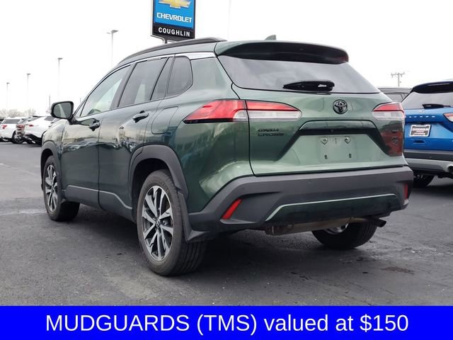 Used 2023 Toyota Corolla Cross XLE w/ Convenience Package AWD/4WD image 3