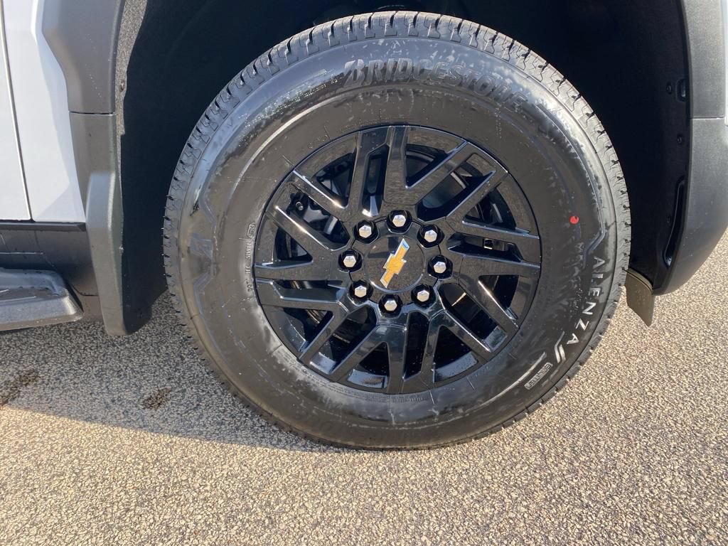 New 2024 Chevrolet Silverado EV W/T AWD/4WD image 12