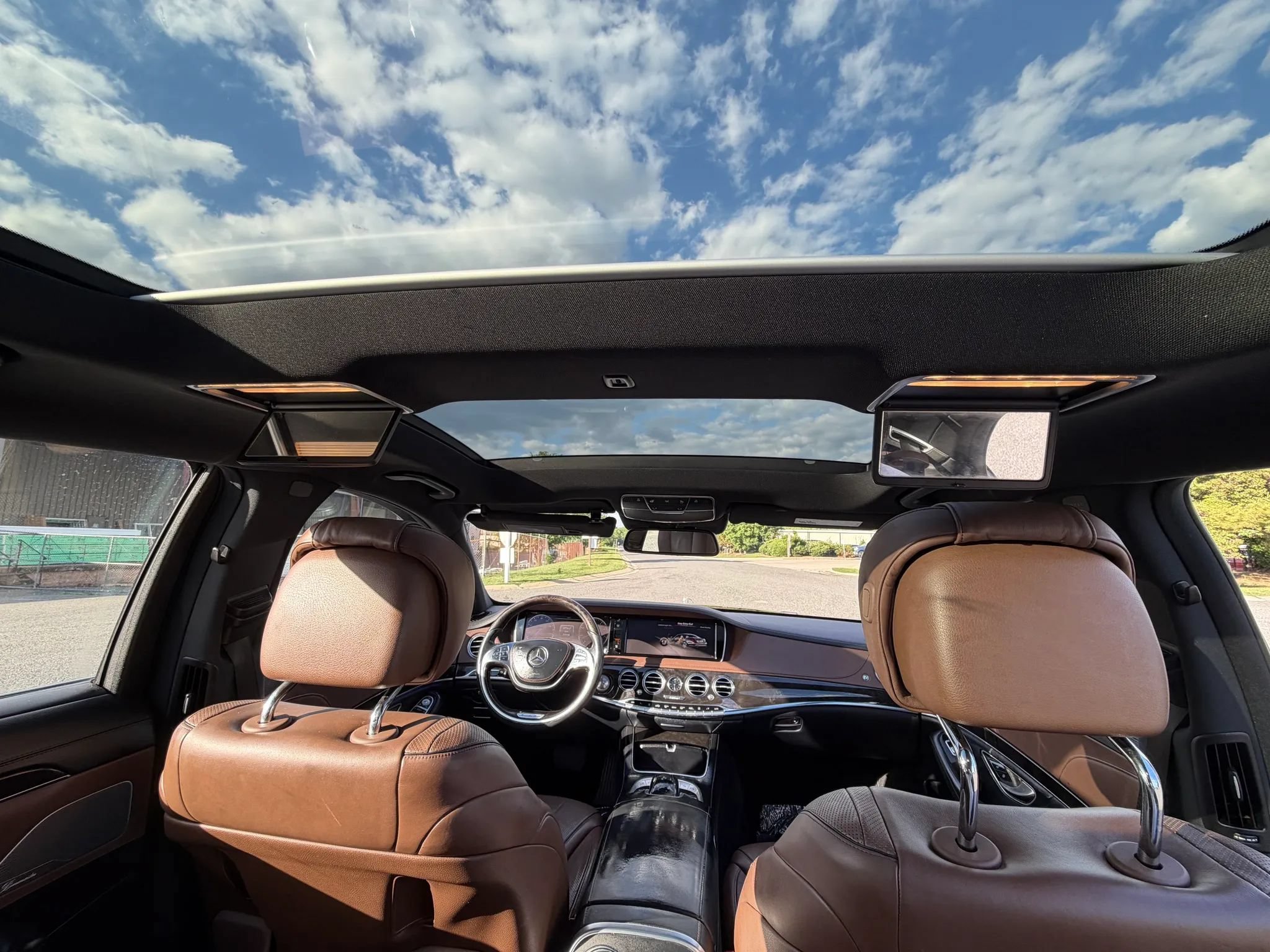 Used 2014 Mercedes-Benz S 550 Sedan w/ Edition 1 Package image 23