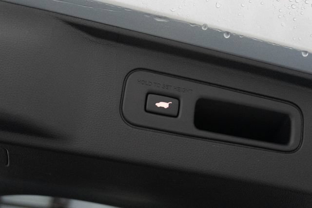 New 2026 Honda Pilot Black Edition image 12