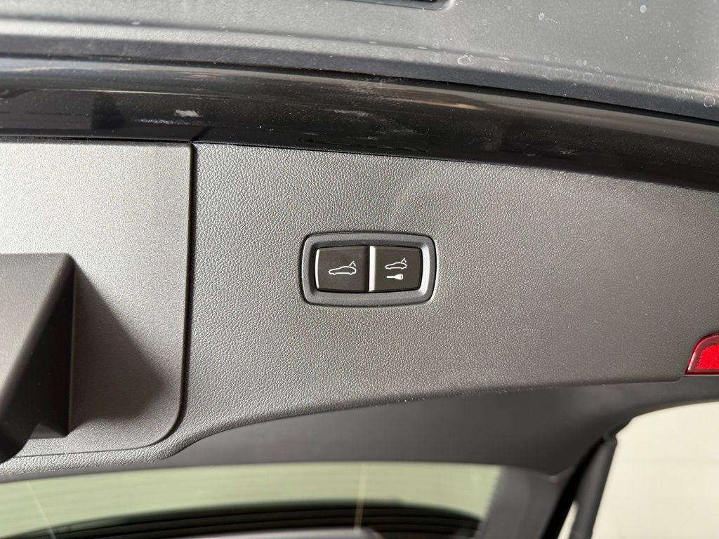 Certified 2026 Porsche Cayenne Coupe AWD/4WD image 17