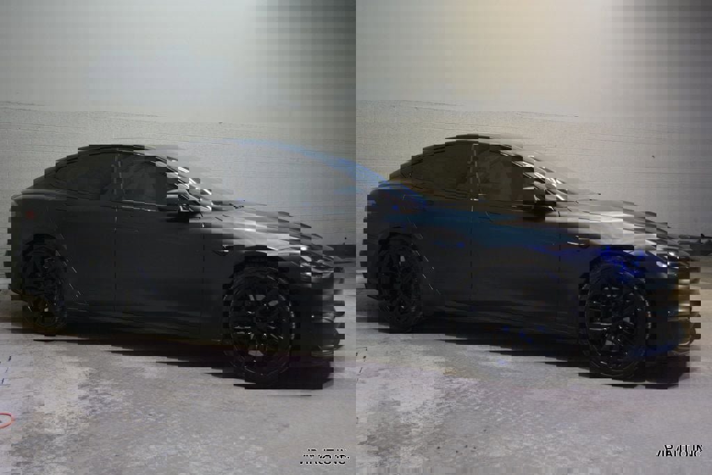 Used 2021 Tesla Model S Plaid image 27