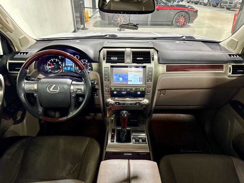 Used 2014 Lexus GX 460 image 15