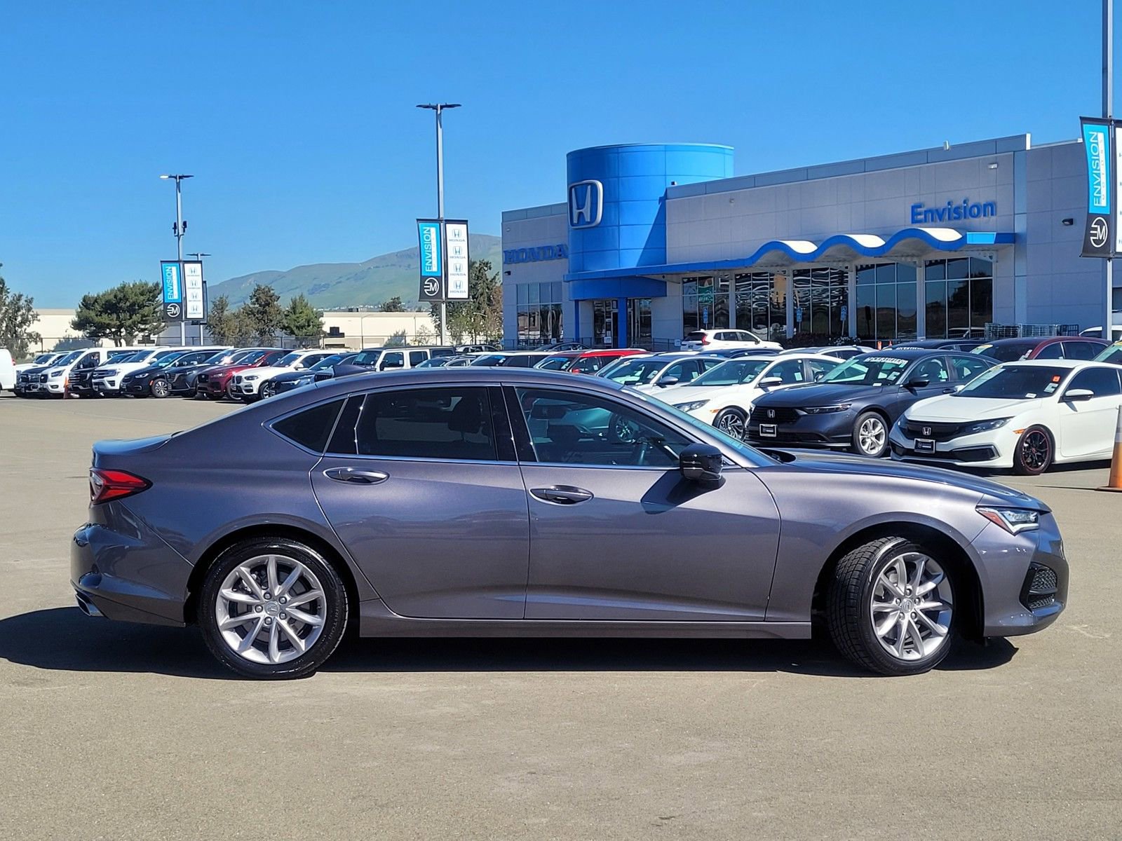 Used 2021 Acura TLX image 4
