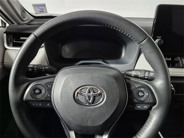 Used 2023 Toyota RAV4 Limited image 20