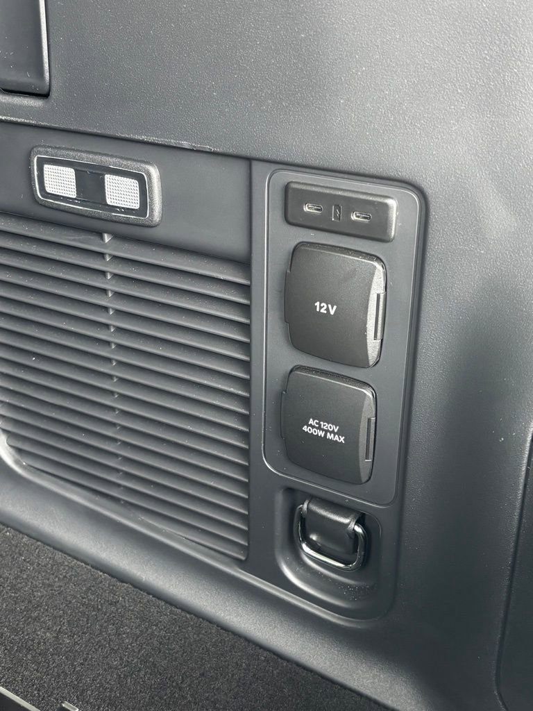 Used 2025 Ford Expedition Max Active image 22