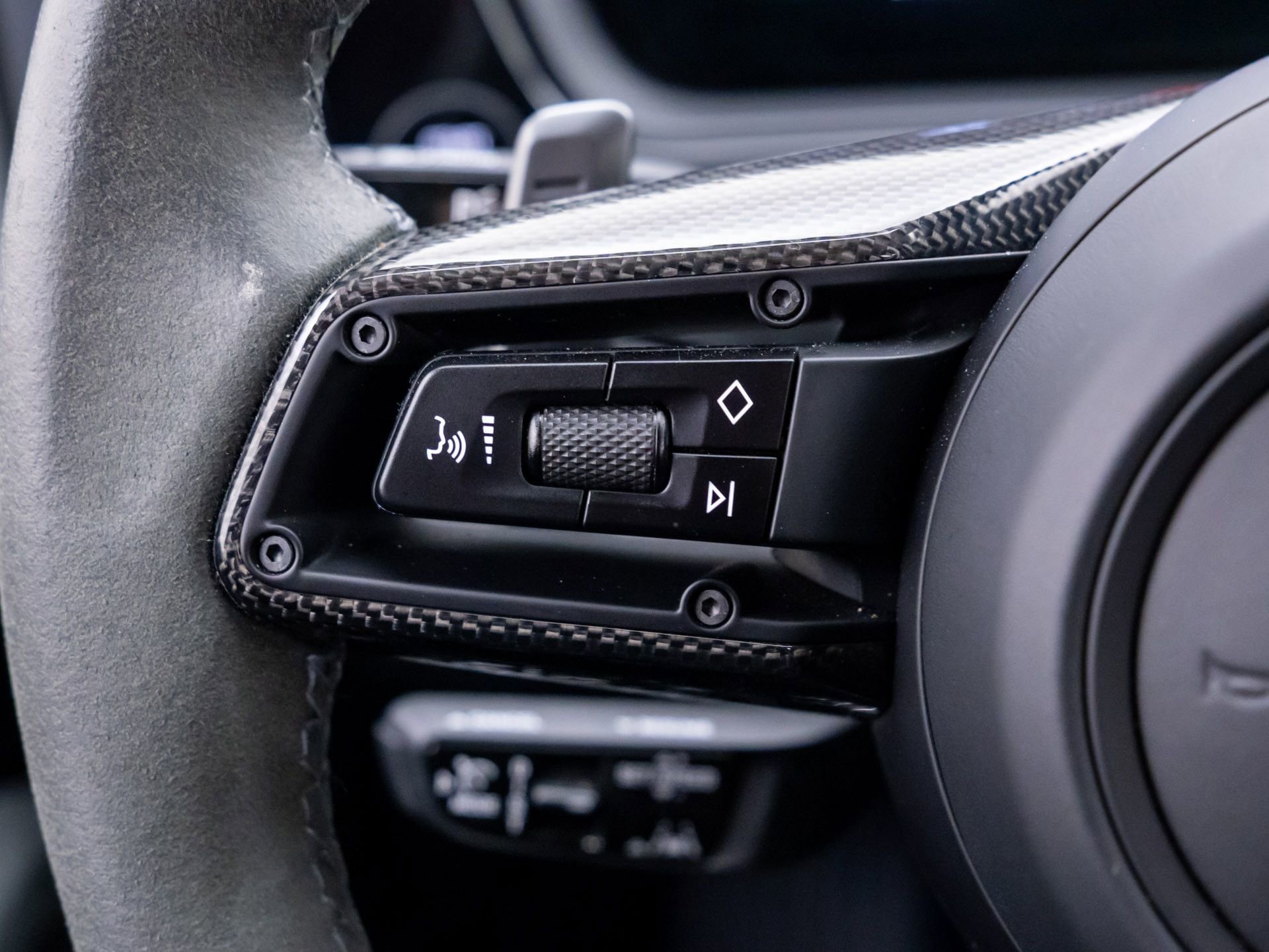 Certified 2024 Porsche Cayenne Turbo GT image 24