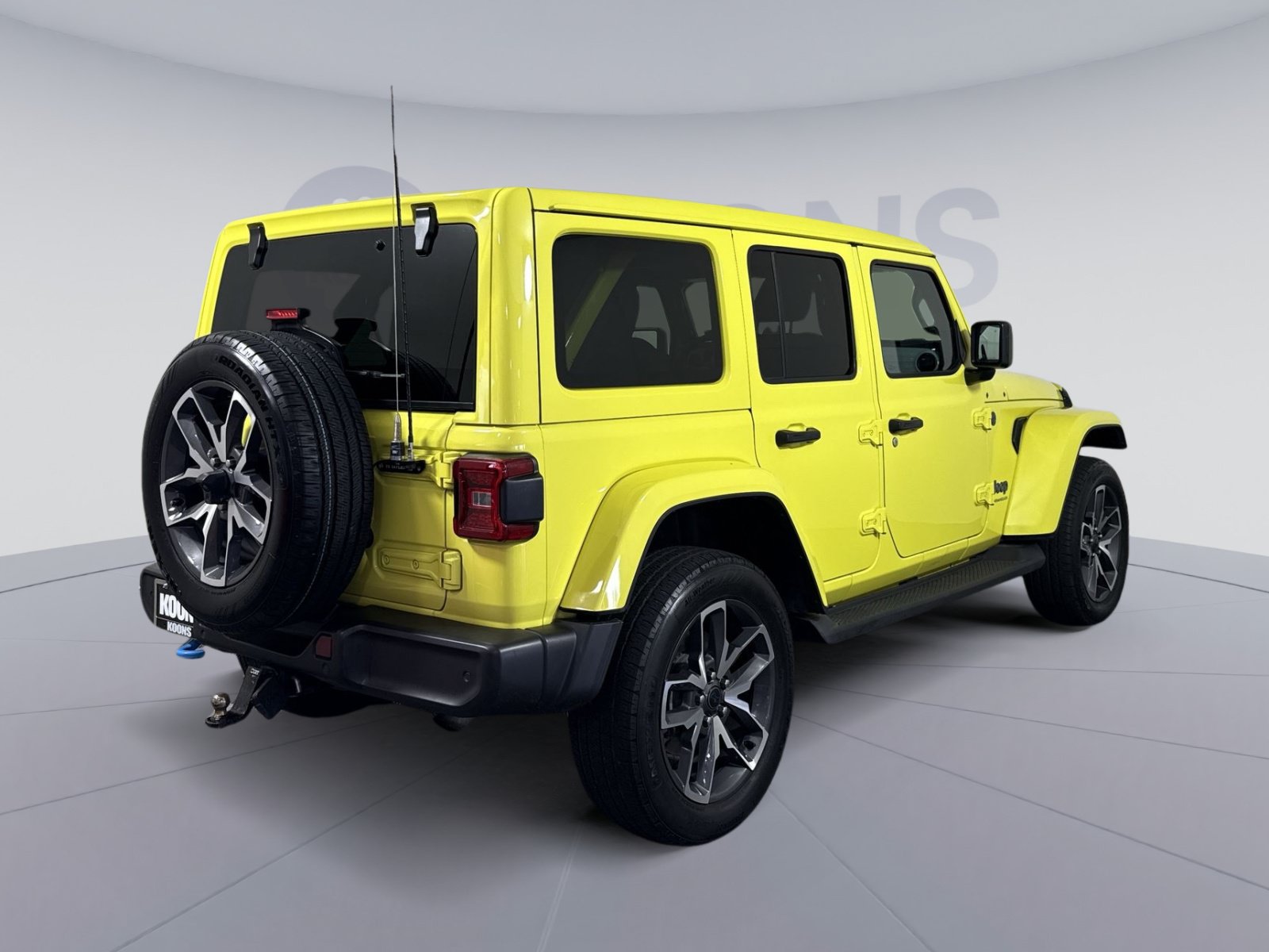 Used 2024 Jeep Wrangler Unlimited w/ Convenience Group AWD/4WD image 7