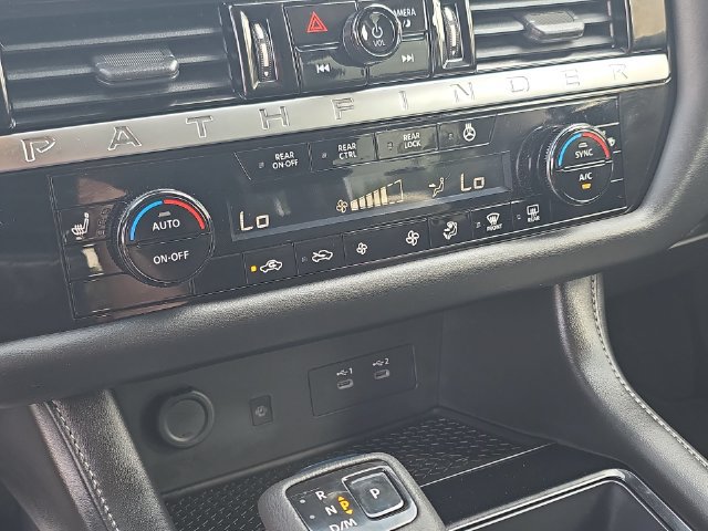 New 2026 Nissan Pathfinder SL w/ SL Premium Package AWD/4WD image 19