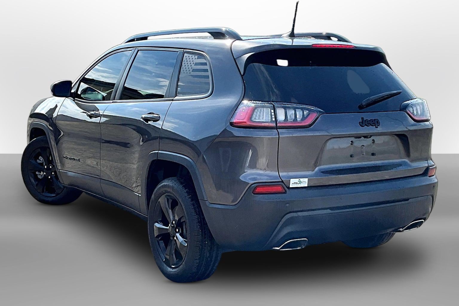 Used 2019 Jeep Cherokee Latitude Plus FWD image 10