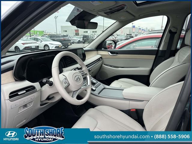 Used 2023 Hyundai Palisade Limited AWD/4WD image 17