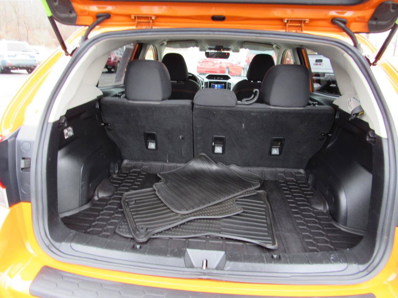 Used 2018 Subaru Crosstrek 2.0i Premium w/ Eyesight System AWD/4WD image 14