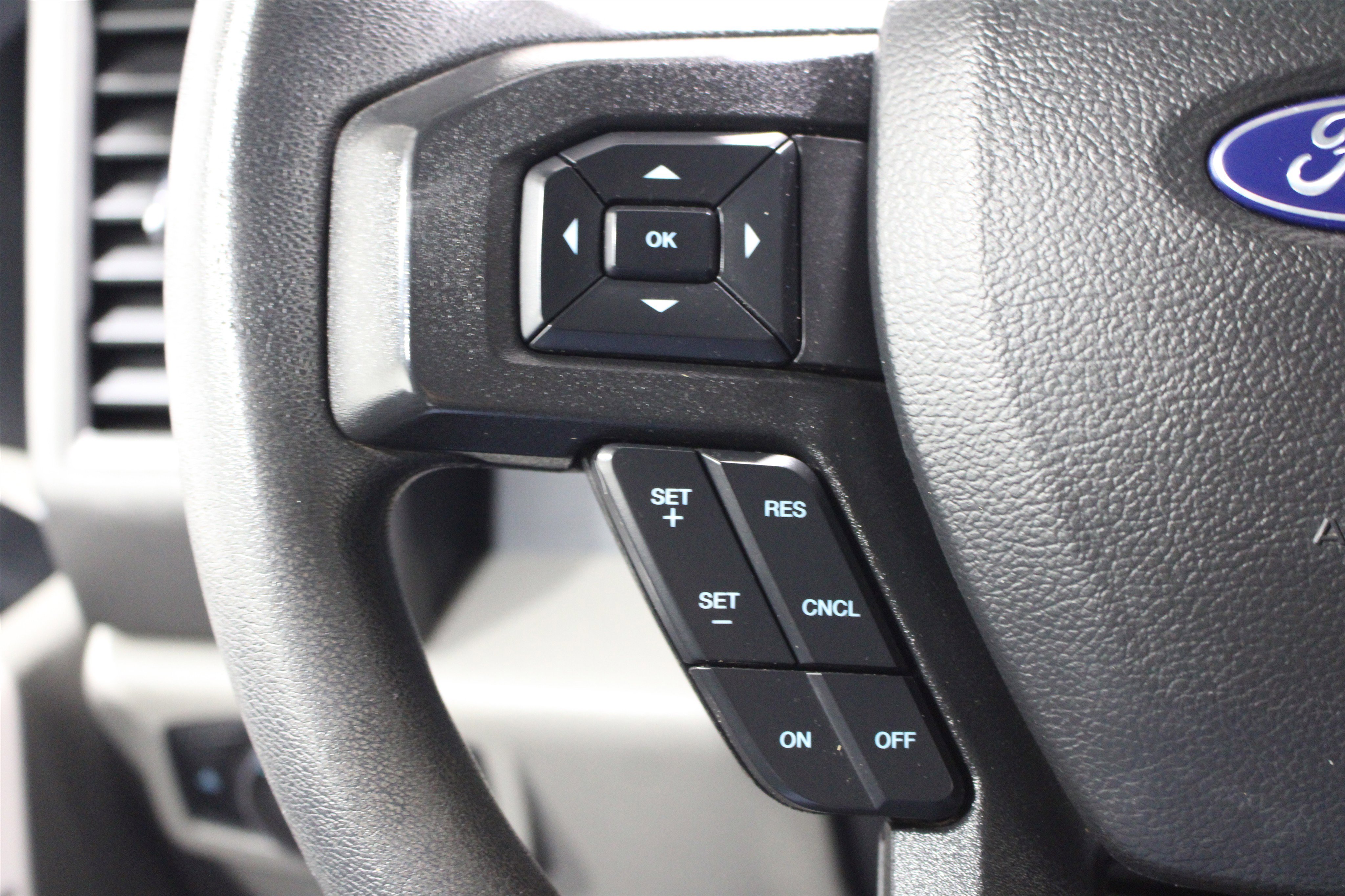 Used 2022 Ford F450 XL w/ STX Appearance Package image 11