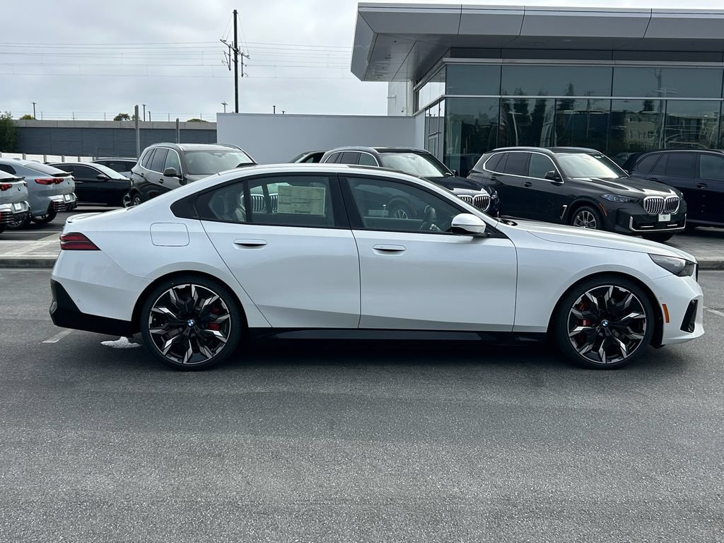 New 2027 BMW 550e xDrive w/ Premium Package AWD/4WD image 6