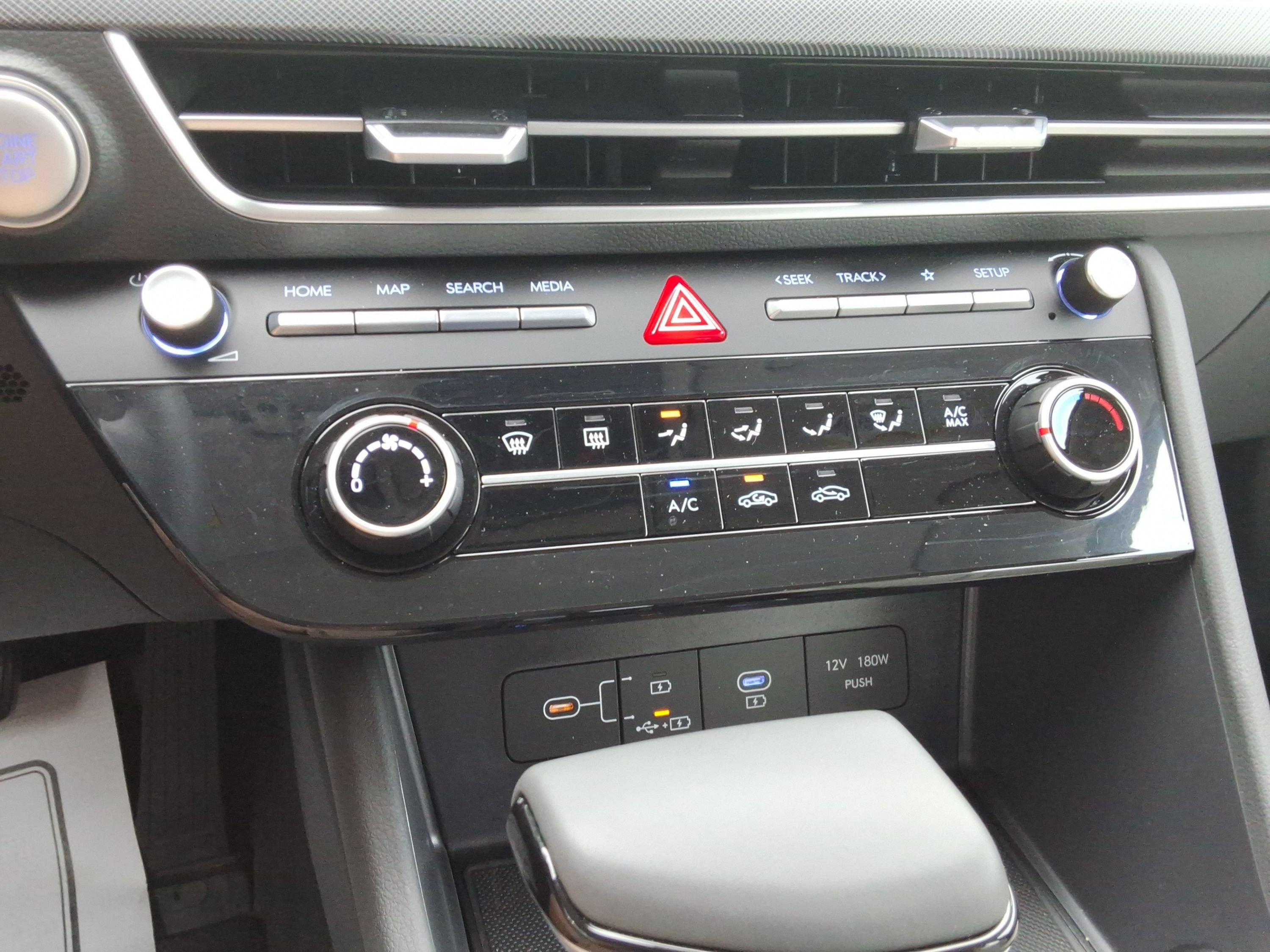 Used 2026 Hyundai Sonata SE FWD image 17