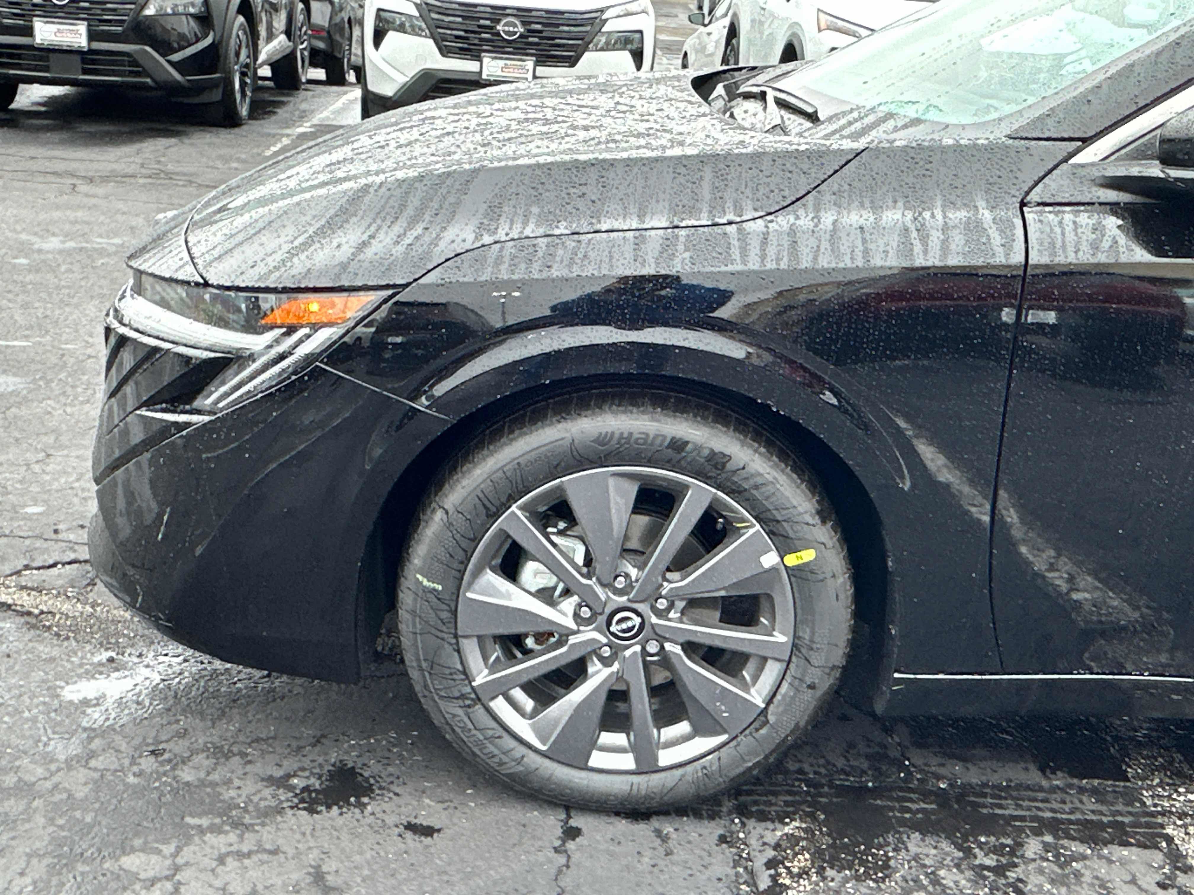 New 2026 Nissan Sentra SL w/ Floor Mat Package FWD image 7