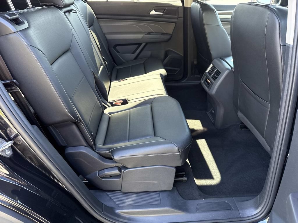Used 2023 Volkswagen Atlas SE w/ Black Wheel Package AWD/4WD image 21