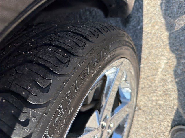 Used 2007 Chevrolet Corvette Coupe w/ Preferred Equipment Group image 9