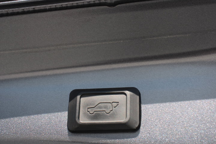 Certified 2024 Toyota RAV4 XLE w/ Convenience Package image 16