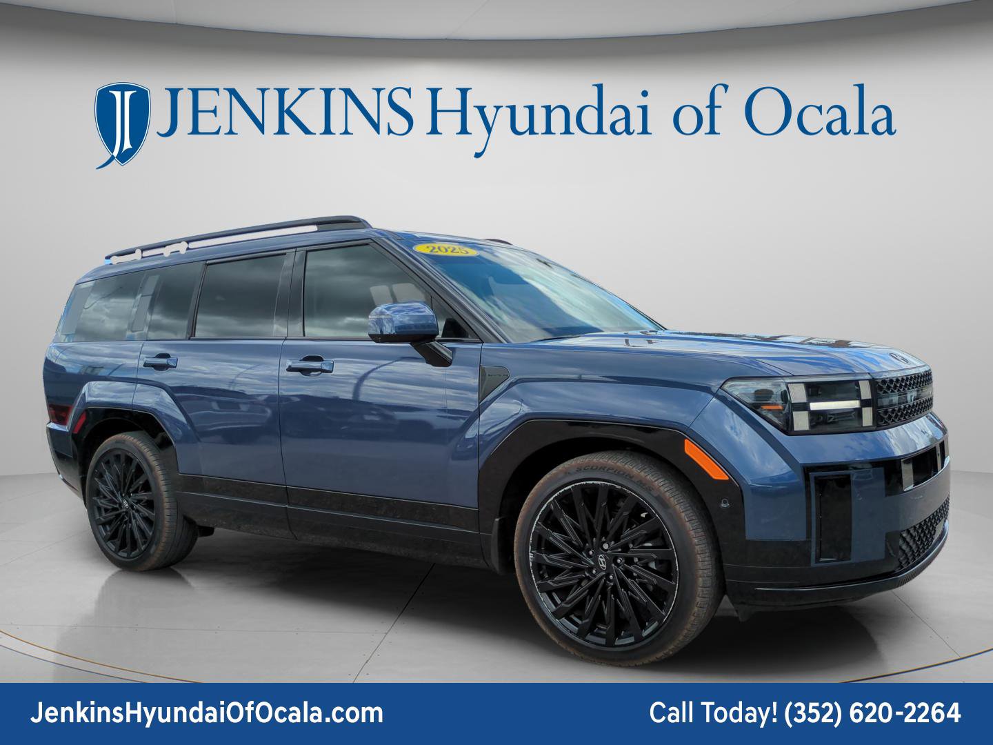 Used 2025 Hyundai Santa Fe Calligraphy image 1