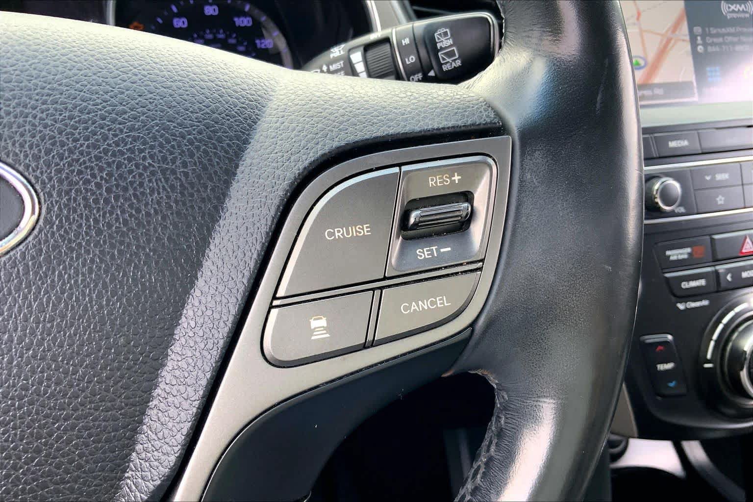 Used 2019 Hyundai Santa Fe XL FWD image 25