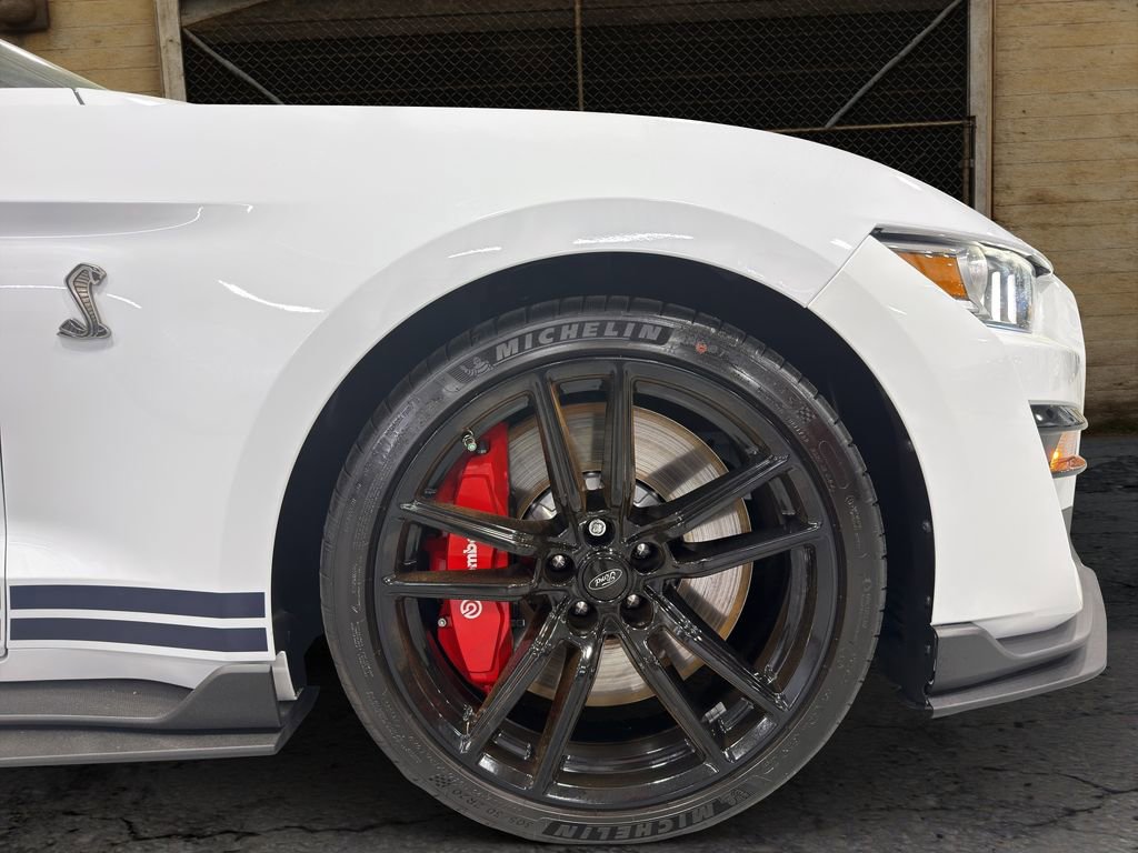 Used 2021 Ford Mustang Shelby GT500 w/ Technology Package RWD image 13