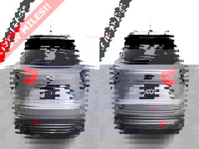 Used 2025 Chevrolet Trax RS w/ Sunroof Package image 7