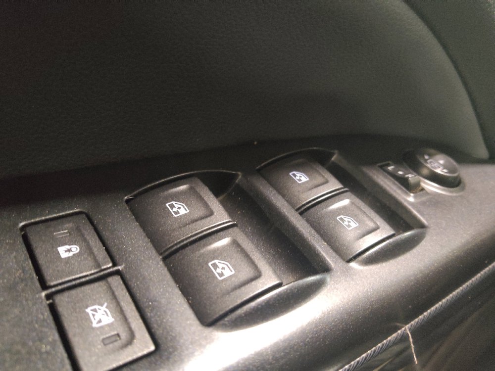 Used 2017 Chevrolet Colorado Z71 AWD/4WD image 27