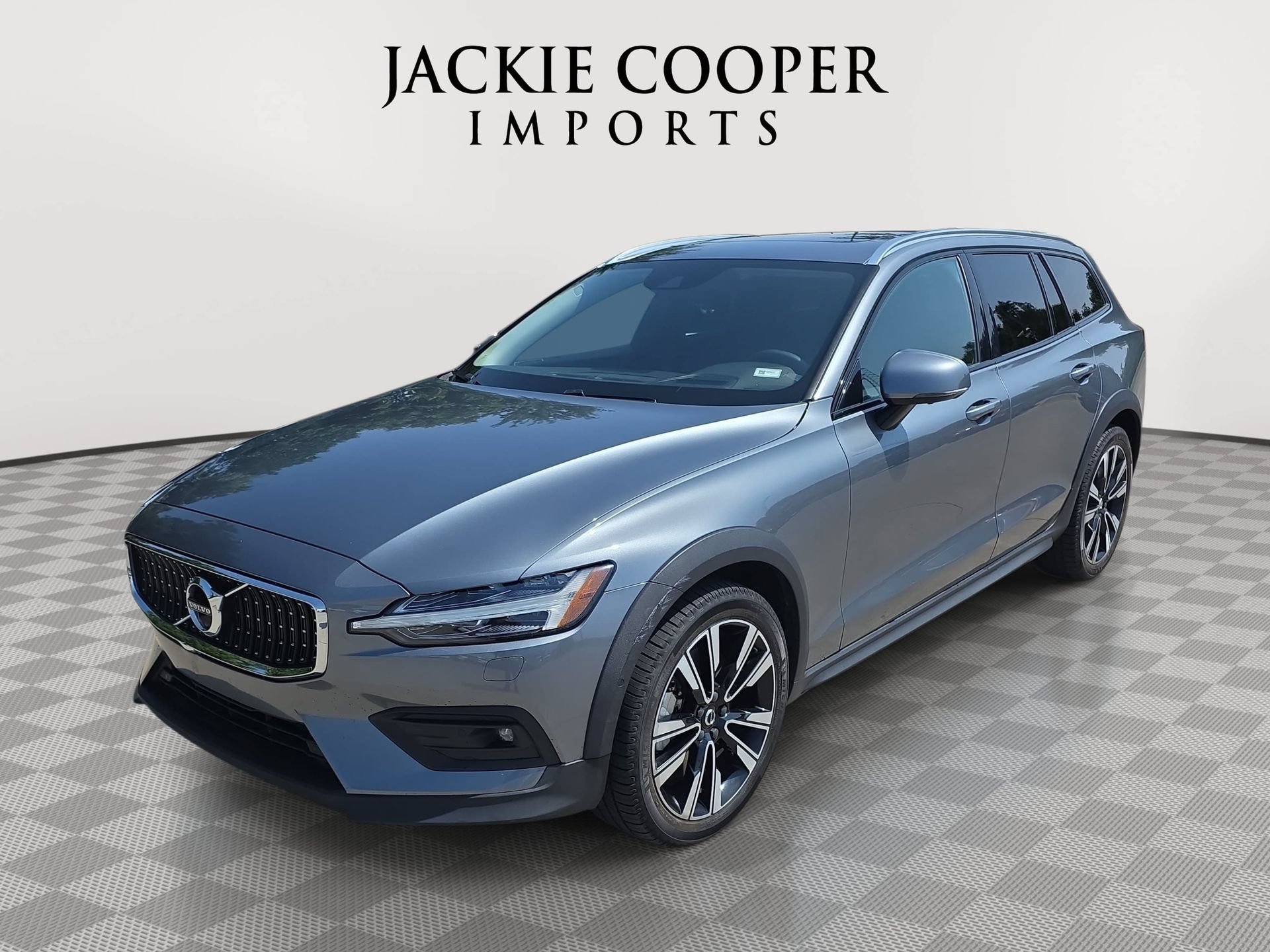 Used 2020 Volvo V60 T5 Cross Country